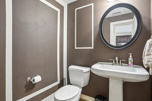 3419 Skyline Village Drive, Houston, TX 77057