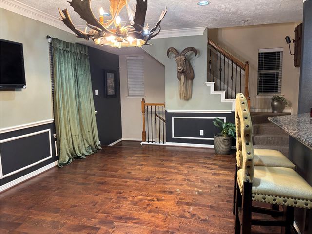 3419 Skyline Village Drive, Houston, TX 77057