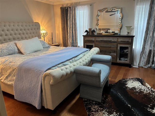 3419 Skyline Village Drive, Houston, TX 77057