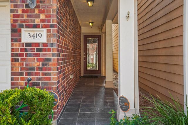 3419 Skyline Village Drive, Houston, TX 77057