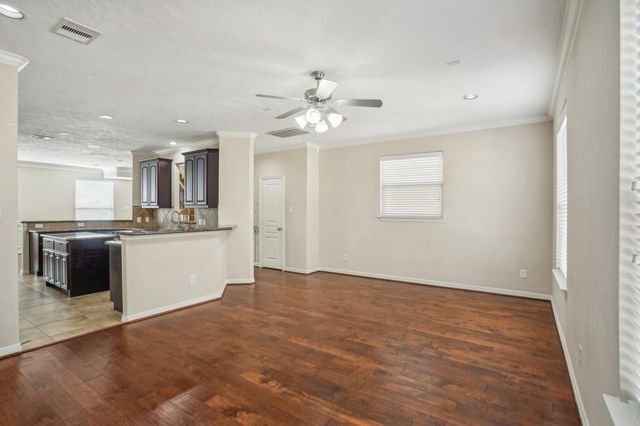 3419 Skyline Village Drive, Houston, TX 77057