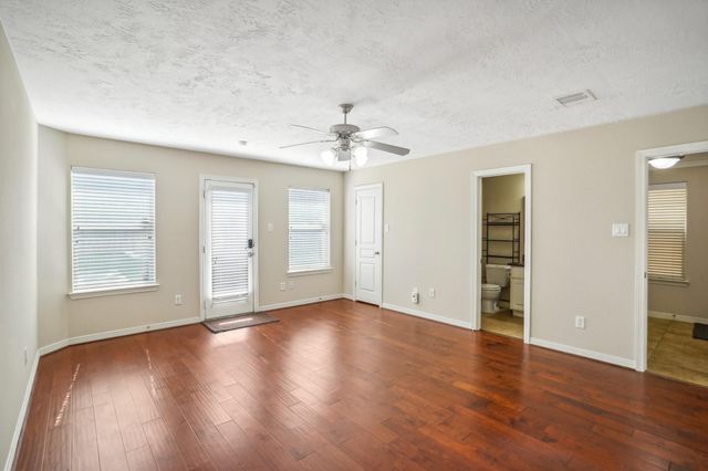 3419 Skyline Village Drive, Houston, TX 77057