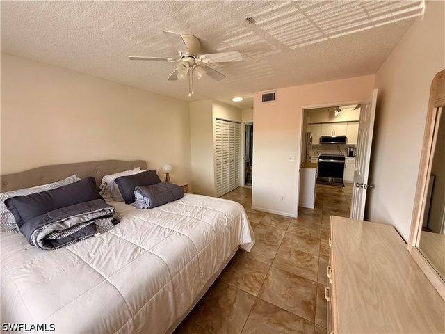 1265 Wildwood Lakes BLVD 303, Naples, FL 34104
