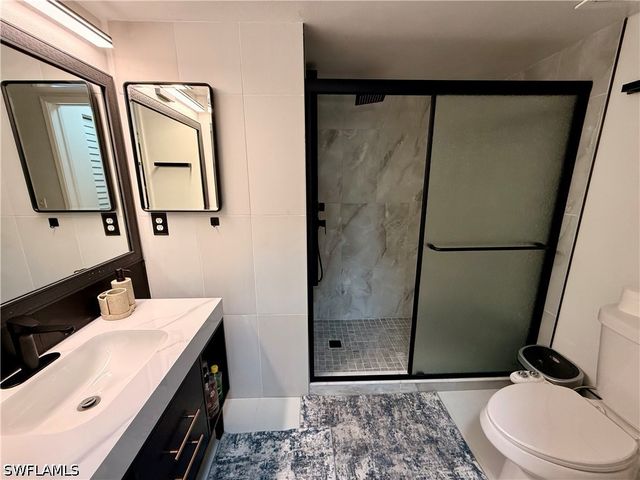 1265 Wildwood Lakes BLVD 303, Naples, FL 34104