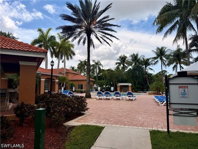 1265 Wildwood Lakes BLVD 303, Naples, FL 34104