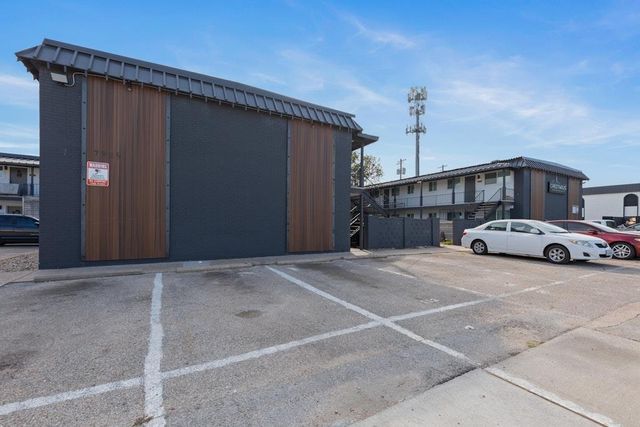 7929 Gault ST 108, Austin, TX 78757