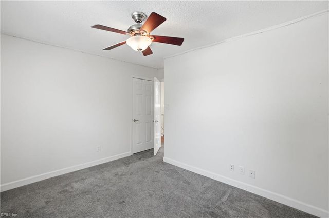 1869 Tolstoy DR, Virginia Beach, VA 23454