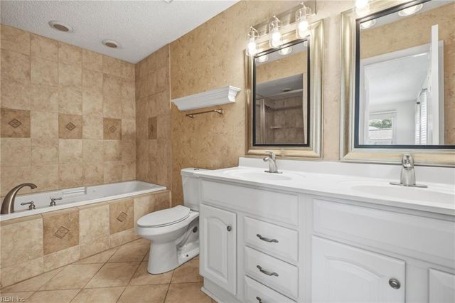 1869 Tolstoy DR, Virginia Beach, VA 23454