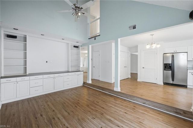 1869 Tolstoy DR, Virginia Beach, VA 23454