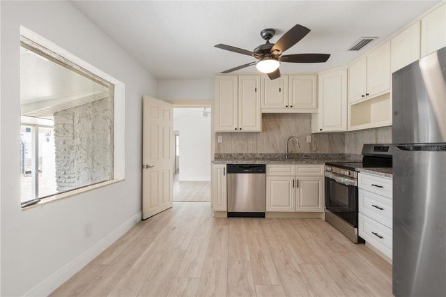 5822 RIVER ROAD, New Port Richey, FL 34652