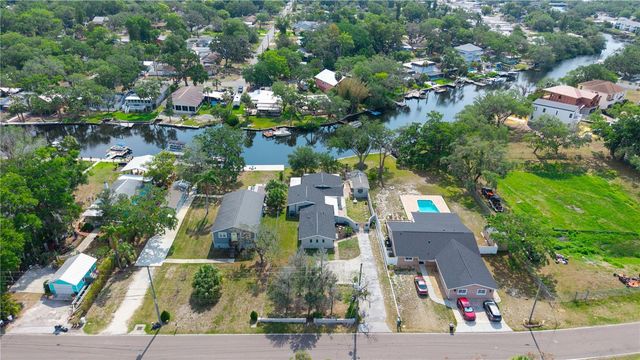 5822 RIVER ROAD, New Port Richey, FL 34652