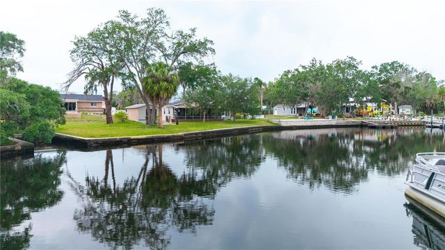 5822 RIVER ROAD, New Port Richey, FL 34652