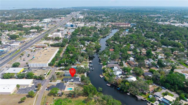 5822 RIVER ROAD, New Port Richey, FL 34652