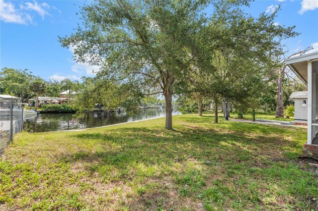 5822 RIVER ROAD, New Port Richey, FL 34652
