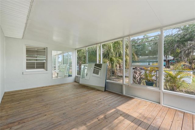 5822 RIVER ROAD, New Port Richey, FL 34652