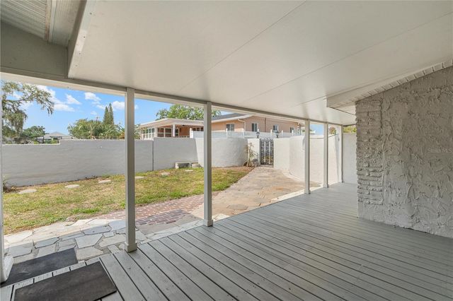 5822 RIVER ROAD, New Port Richey, FL 34652