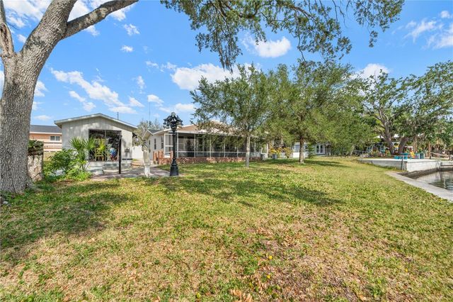 5822 RIVER ROAD, New Port Richey, FL 34652