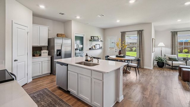 121 Southridge TRL, Marble Falls, TX 78654