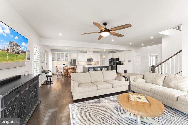 38373 CORALBERRY PL, Lovettsville, VA 20180