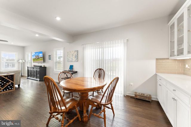 38373 CORALBERRY PL, Lovettsville, VA 20180