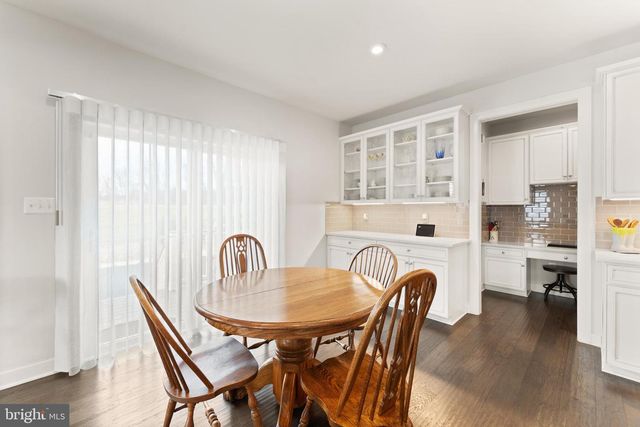 38373 CORALBERRY PL, Lovettsville, VA 20180