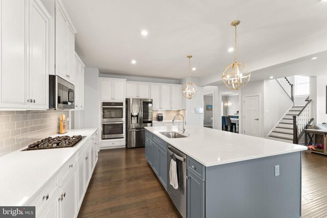 38373 CORALBERRY PL, Lovettsville, VA 20180