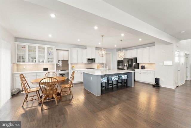 38373 CORALBERRY PL, Lovettsville, VA 20180