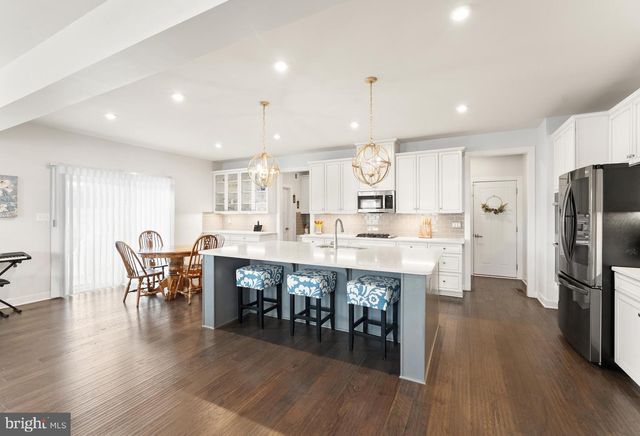 38373 CORALBERRY PL, Lovettsville, VA 20180