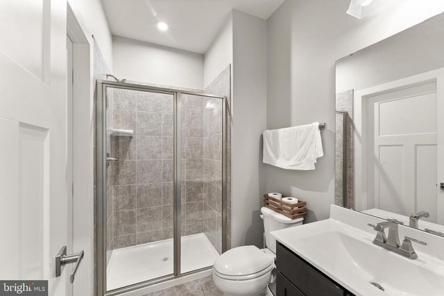 38373 CORALBERRY PL, Lovettsville, VA 20180