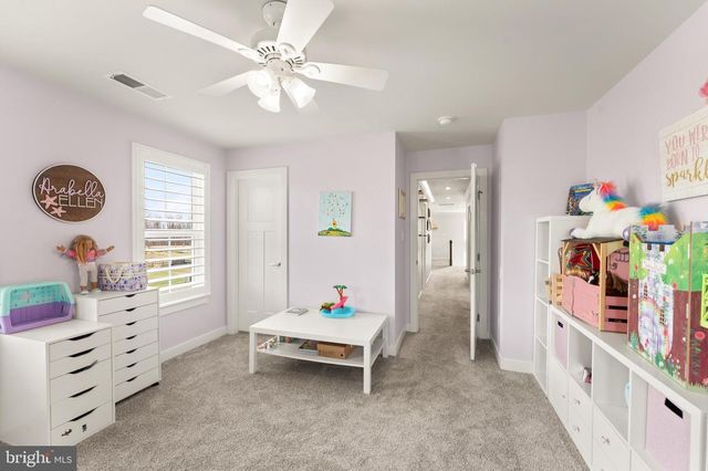 38373 CORALBERRY PL, Lovettsville, VA 20180