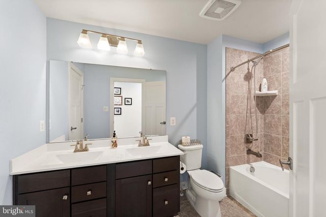 38373 CORALBERRY PL, Lovettsville, VA 20180