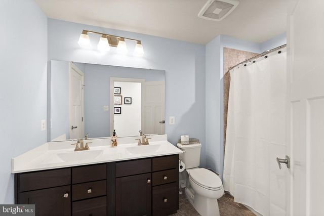 38373 CORALBERRY PL, Lovettsville, VA 20180