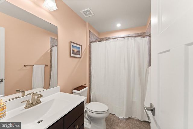 38373 CORALBERRY PL, Lovettsville, VA 20180