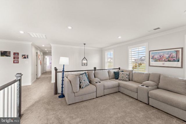 38373 CORALBERRY PL, Lovettsville, VA 20180