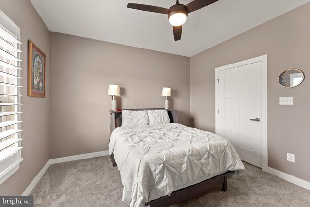 38373 CORALBERRY PL, Lovettsville, VA 20180