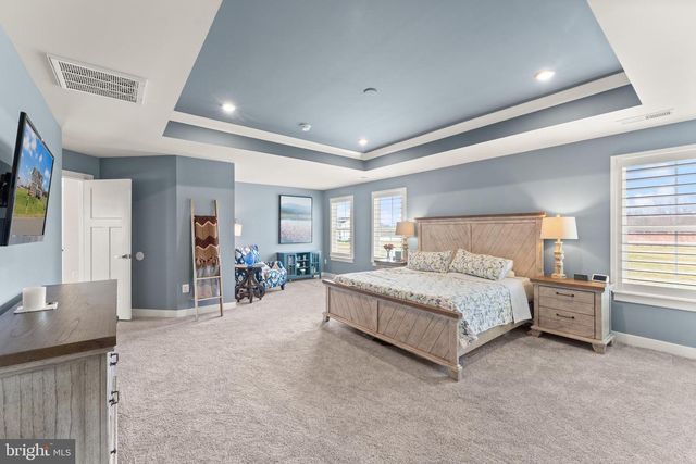 38373 CORALBERRY PL, Lovettsville, VA 20180