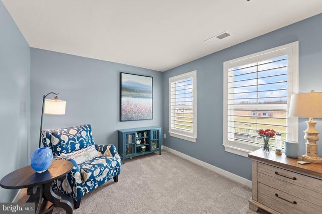 38373 CORALBERRY PL, Lovettsville, VA 20180