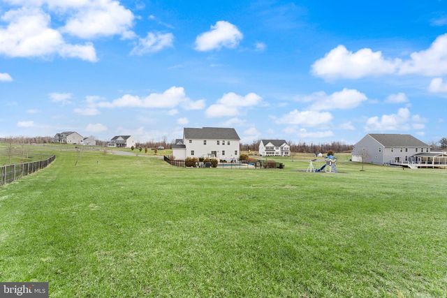 38373 CORALBERRY PL, Lovettsville, VA 20180