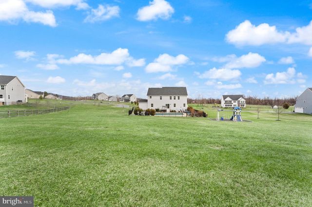 38373 CORALBERRY PL, Lovettsville, VA 20180