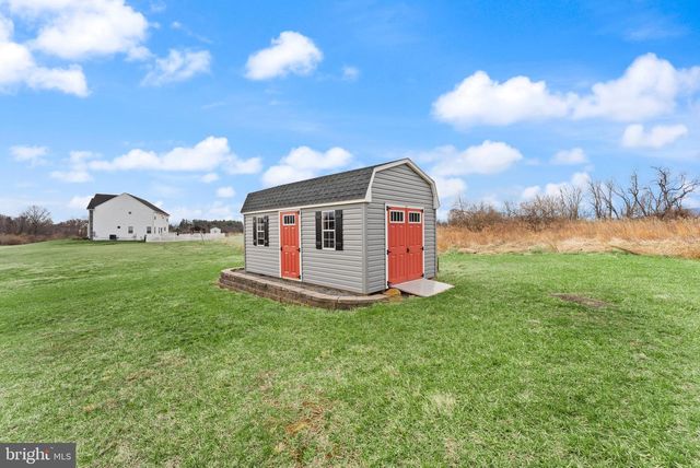 38373 CORALBERRY PL, Lovettsville, VA 20180