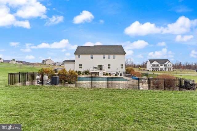 38373 CORALBERRY PL, Lovettsville, VA 20180