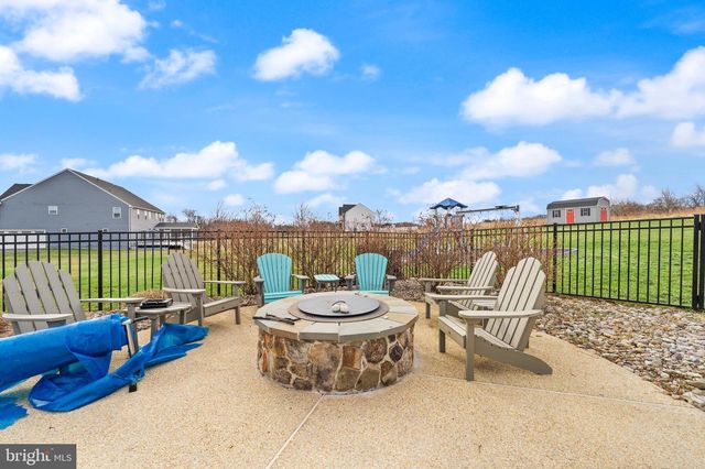 38373 CORALBERRY PL, Lovettsville, VA 20180