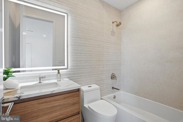 6201 PLAINVIEW RD, Bethesda, MD 20817