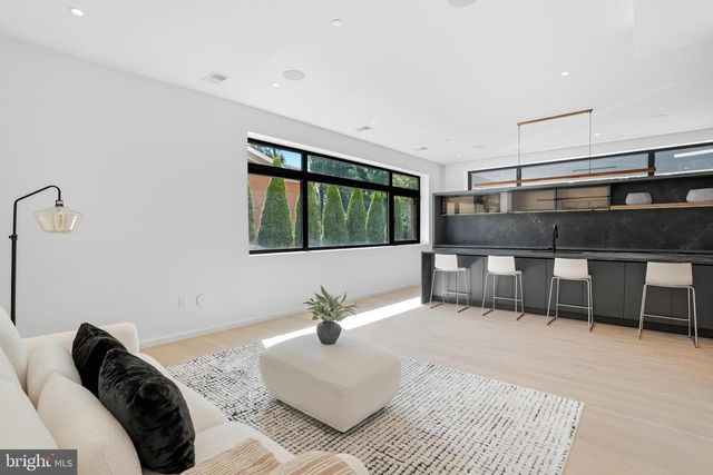 6201 PLAINVIEW RD, Bethesda, MD 20817