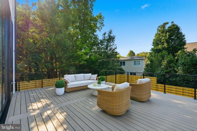 6201 PLAINVIEW RD, Bethesda, MD 20817