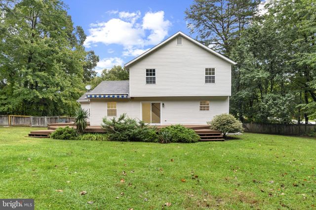 7906 WHITES COVE RD, Pasadena, MD 21122