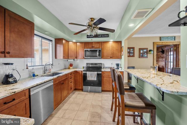 190 NEW RD, Southampton, PA 18966