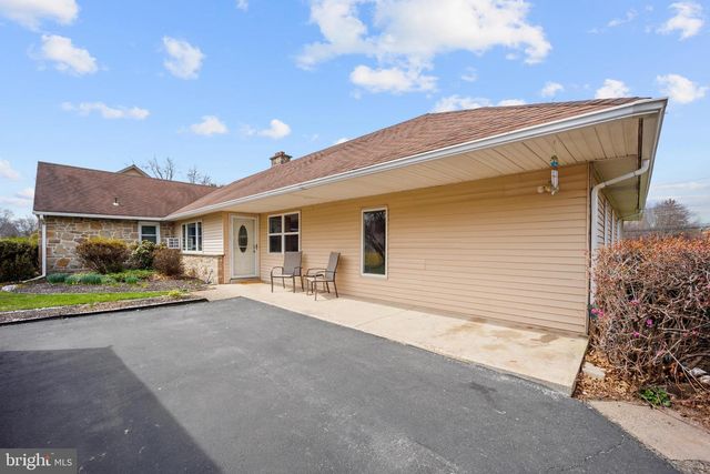 190 NEW RD, Southampton, PA 18966