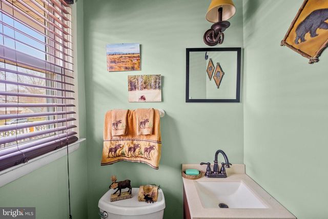 190 NEW RD, Southampton, PA 18966