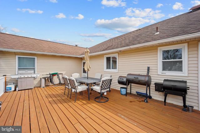 190 NEW RD, Southampton, PA 18966